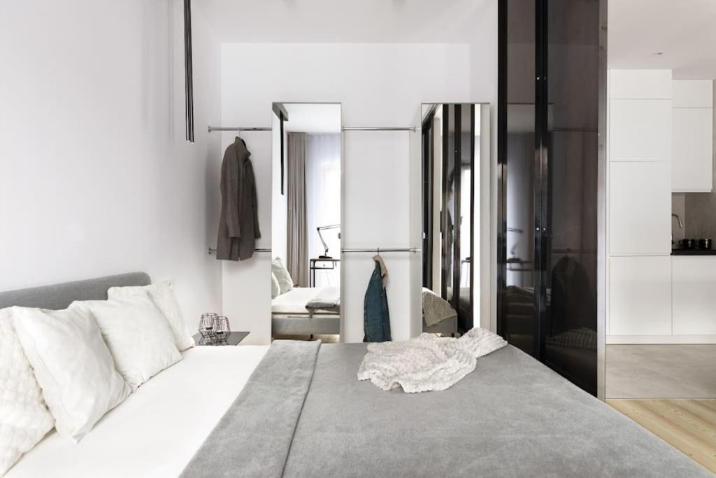 Deluxe Apartment In City Center, Steam Park Krasków Εξωτερικό φωτογραφία